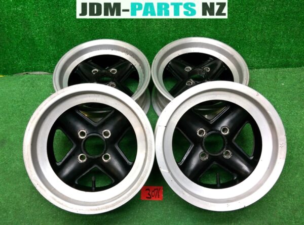 REVOLUTION 4 Spoke Classic 13x6j / 13x7j +15 -14 4x101.6 CB » JDM-PARTS NZ