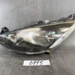 MAZDA DEMIO / DEJFS Genuine Headlight / STANLEY W0128 / P9489L / Left Side x1