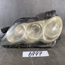 TOYOTA MARK X / GRX120 Genuine HID Headlight / KOITO 22-330 / Left Side x1