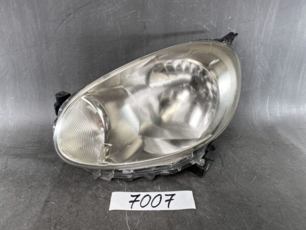 NISSAN MARCH / K13 Genuine Headlight / ICHIKOH H009 / Left Side x1 » JDM-PARTS NZ