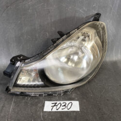 NISSAN AD / Y12 VY12 Genuine Headlight / ICHIKOH 1800 / Left Side x1