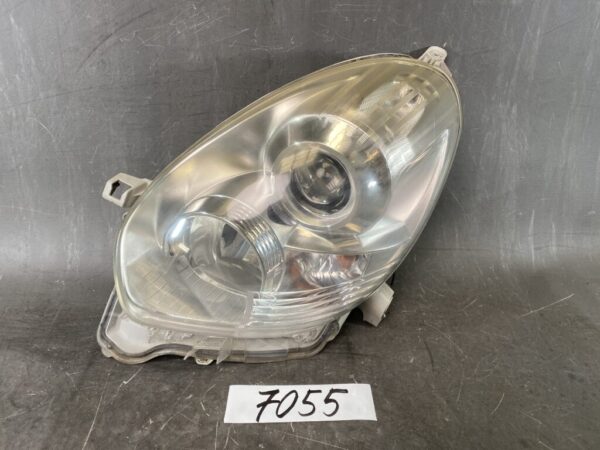 TOYOTA PASSO / NGC30 Genuine Headlight / KOITO 100-51007 / Left Side x1 » JDM-PARTS NZ