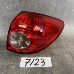 MITSUBISHI LANCER CARGO / Y12 VY12 CVY12 Genuine Taillight / KOITO 220-24886 / Right Side x1