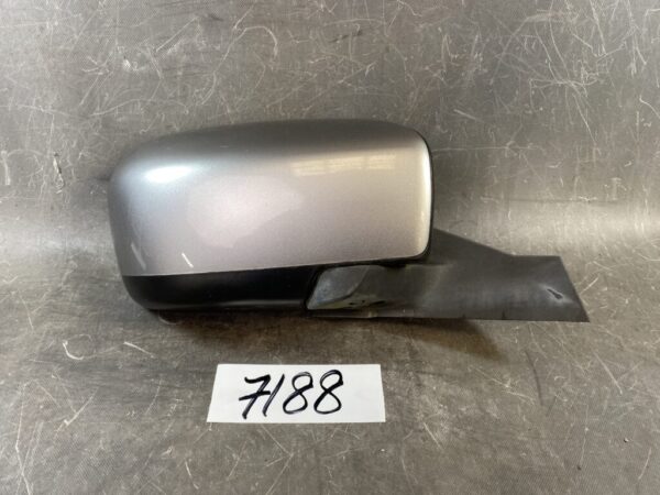 MAZDA PREMACY CWEFW Genuine Door Mirror / ISHIZAKI 521 522 / 012284 012285 022284 022285 / Right Side x1 » JDM-PARTS.co.nz