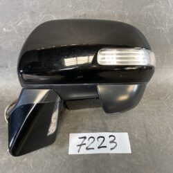 TOYOTA VOXY ZRR70 Genuine Door Mirror / MURAKAMI / Left Side x1