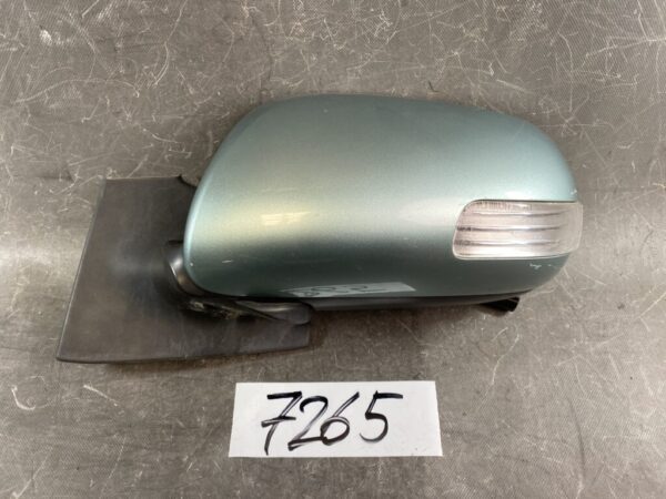 TOYOTA VITZ SCP90 Genuine Door Mirror / K83 RHD-L / Left Side x1 » JDM-PARTS NZ