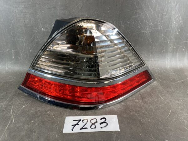 HONDA ODYSSEY RB1 Genuine Taillight / STANLEY P6572 R / Right Side x1 » JDM-PARTS NZ