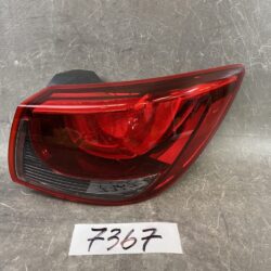 MAZDA DEMIO DJ DJ3FS DJ3AS DJLFS DJLAS DJ5FS DJ5AS Genuine Taillight / KOITO 220-18373 / Right Side x1