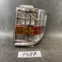 TOYOTA ALPHARD ATH10 Genuine Taillight / KOITO 58-11 / Right Side x1