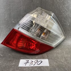 HONDA FIT GE8 Genuine Taillight / STANLEY P7612 R / Right Side x1