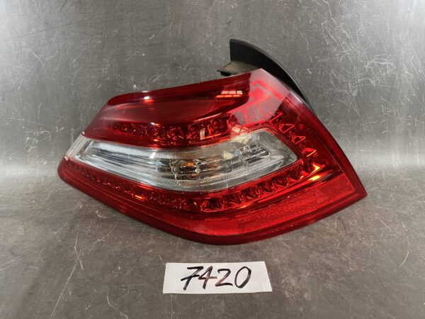 NISSAN TEANA J32 Genuine Taillight / STANLEY P7271 L / Left Side x1 » JDM-PARTS NZ