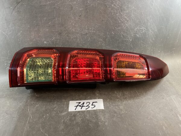 HONDA CROSSROAD RT3 Genuine Taillight / STANLEY P6918 L / Left Side x1 » JDM-PARTS NZ