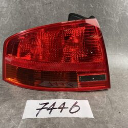 AUDI A4 8EALT Genuine Taillight / Left Side x1