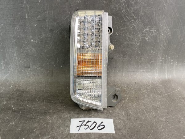 NISSAN ELGRAND E52 TE52 TNE52 PE52 PNE52 Genuine Taillight / STANLEY P8960 L / Left Side x1 » JDM-PARTS.co.nz