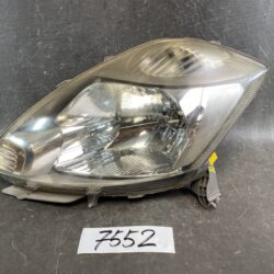 TOYOTA PASSO KGC10 KGC15 Genuine Headlight / KOITO 100-51762 / Left Side x1