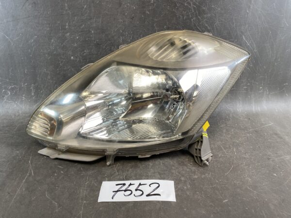 TOYOTA PASSO KGC10 KGC15 Genuine Headlight / KOITO 100-51762 / Left Side x1 » JDM-PARTS NZ