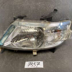 NISSAN SERENA C25 NC25 CC25 Genuine Headlight / KOITO 100-24858 / Left Side x1