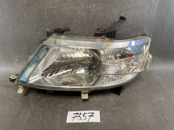 NISSAN SERENA C25 NC25 CC25 Genuine Headlight / KOITO 100-24858 / Left Side x1 » JDM-PARTS NZ