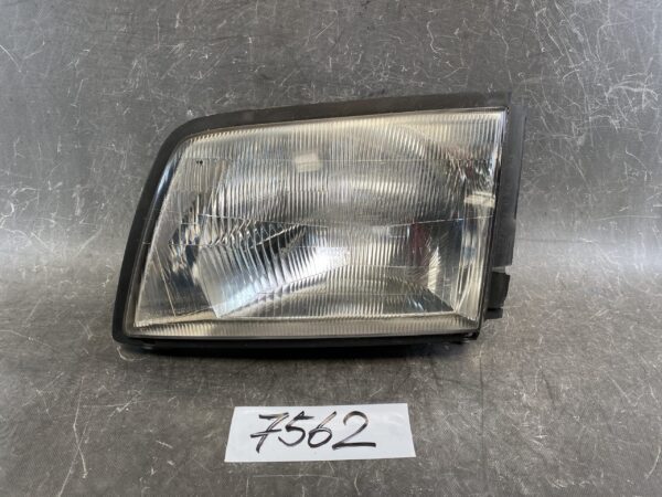 MAZDA BONGO / NISSAN VANETTE SK SKF2M Genuine Headlight / STANLEY P0220 L / Left Side x1 » JDM-PARTS NZ