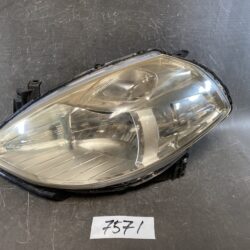 NISSAN TIIDA / LATIO C11 NC11 SC11 SNC11 Headlight STANLEY P7779 L Left Side x1