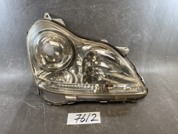 TOYOTA CROWN MAJESTA C Type / UZS186 UZS187 Genuine HID Headlight / STANLEY 30-315 / Right Side x1 » JDM-PARTS NZ