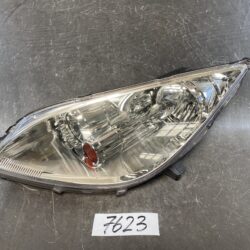 MITSUBISHI COLT Z21A Z22A Z25A / COLT PLUS Z21W Z22W Genuine Headlight / STANLEY P 2970 / Left Side x1