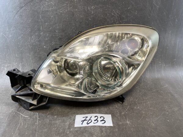 MAZDA VERISA DC5W Genuine HID Headlight / STANLEY P4514 / Left Side x1 » JDM-PARTS NZ