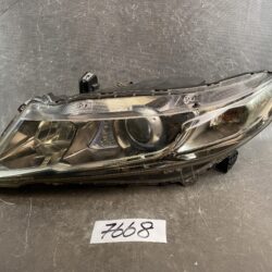 HONDA ODYSSEY RB3 RB4 Genuine HID Headlight / STANLEY P7692 / Left Side x1