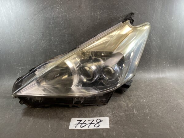 TOYOTA Prius Alpha α / ZVW40 ZVW41 Genuine HID Headlight / KOITO 47-42 / Left Side x1 » JDM-PARTS NZ