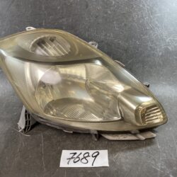 TOYOTA PASSO KGC10 KGC15 Genuine Headlight KOITO 100-51762 Right Side x1