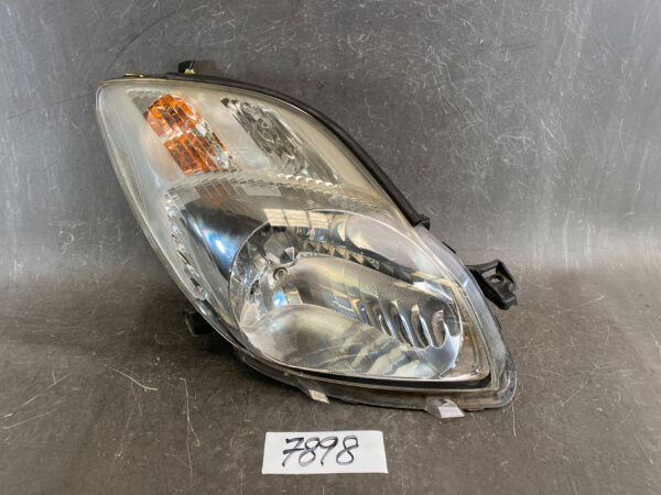 TOYOTA VITZ SCP90 KSP90 NCP90 NCP91 NCP95 Genuine HID Headlight / ICHIKOH 52-183 / Right Side x1 » JDM-PARTS NZ