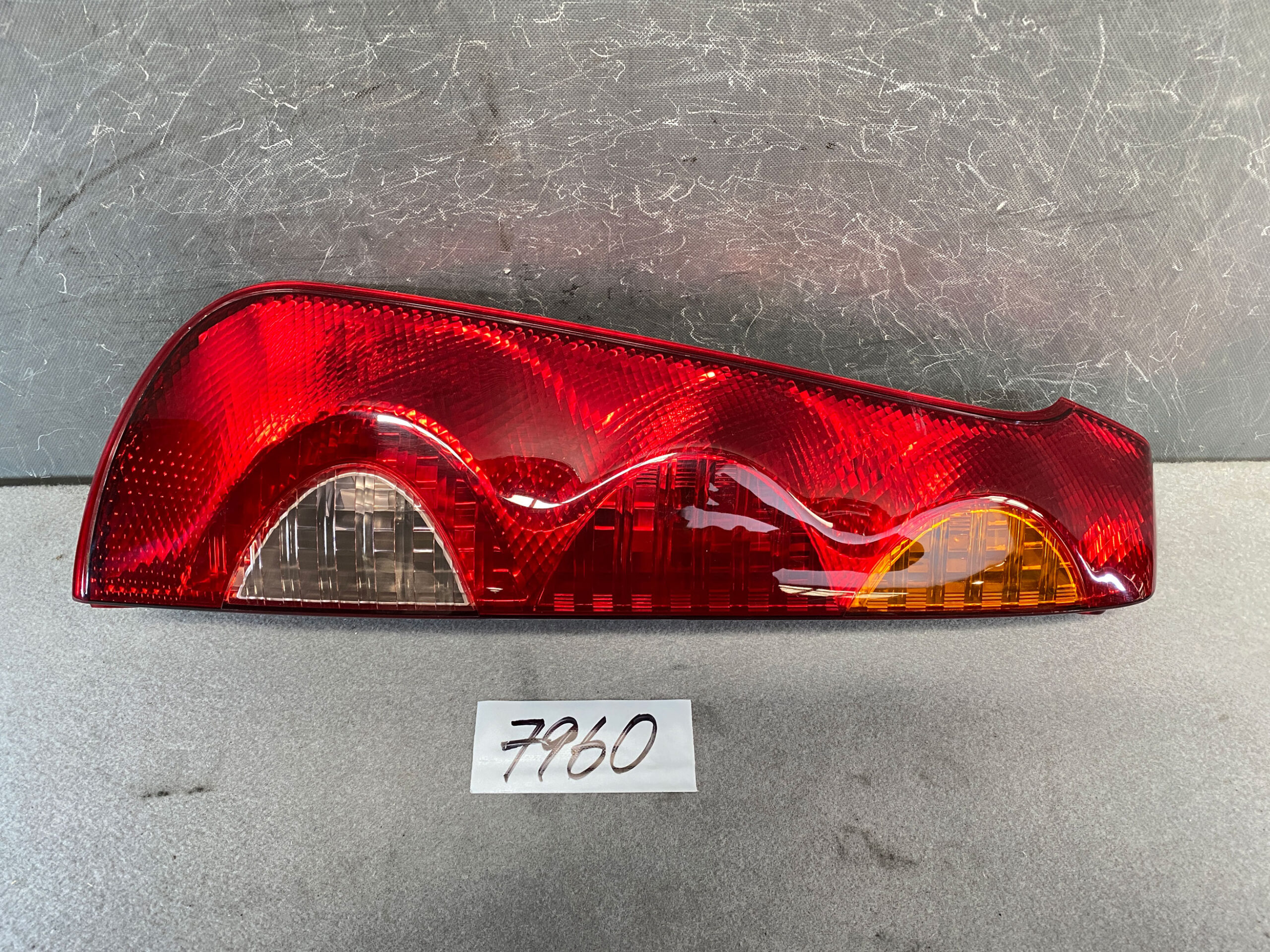 NISSAN NOTE E11 NE11 Genuine Taillight / KOITO 220-63780 / Left Side x1 »  JDM-PARTS.co.nz