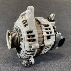 Genuine Alternator NISSAN CR12DE / 23100 CT00B / LR190-765B