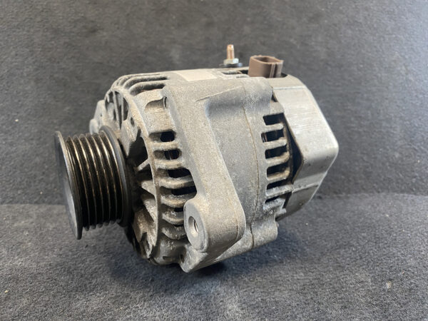 Genuine Alternator TOYOTA 1KRFE / 27060-B1100 » JDM-PARTS NZ