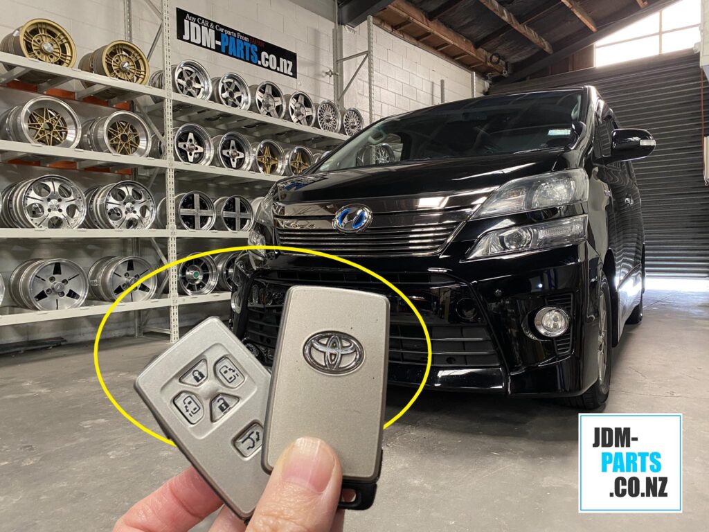 TOYOTA Vellfire, Alphard Replacement key » JDM-PARTS NZ