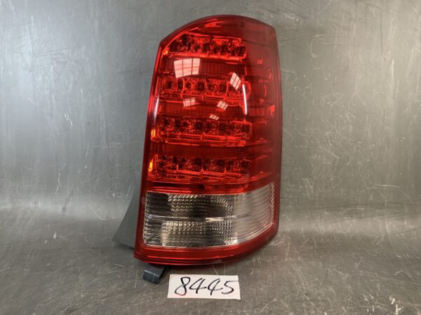 TOYOTA WISH ZNE10 ZNE14 ANE10 ANE11 Taillight ICHIKOH 68-14 Right Side x1 » JDM-PARTS NZ