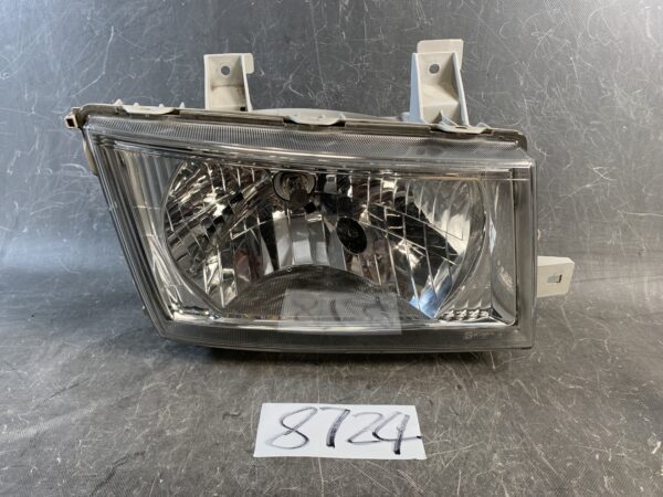 MITSUBISHI CANTER NISSAN ATLAS FEA FBA FDA FEB Genuine Headlight 100-37093 Right Side x1 » JDM-PARTS NZ