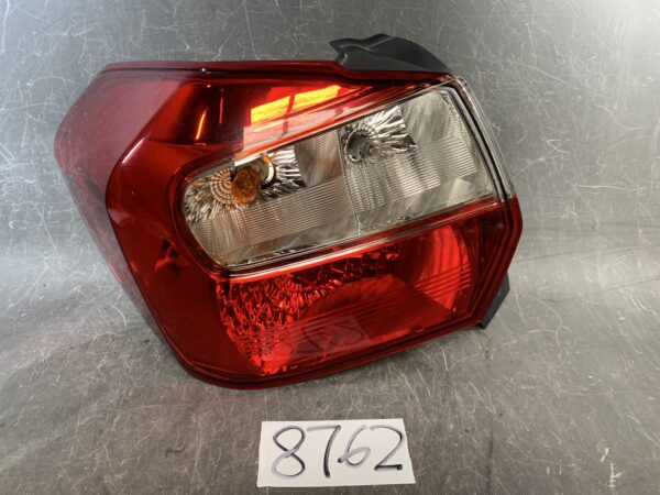 SUBARU XV IMPREZA GP GP2 GP3 GP6 GP7 Genuine Taillight FAM924-01 Left Side x1 » JDM-PARTS NZ