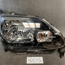 Toyota Porte NCP141 HID Headlight KOITO 52-259 Right Side x1